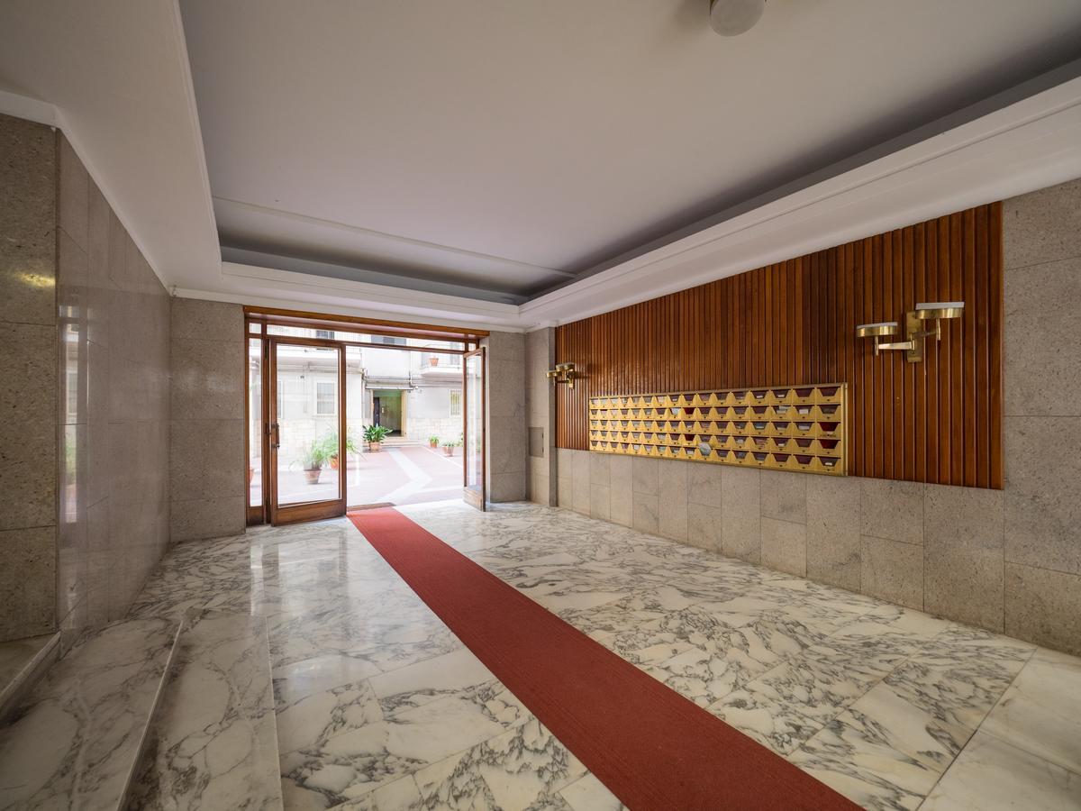 Quo Vadis House * Napels